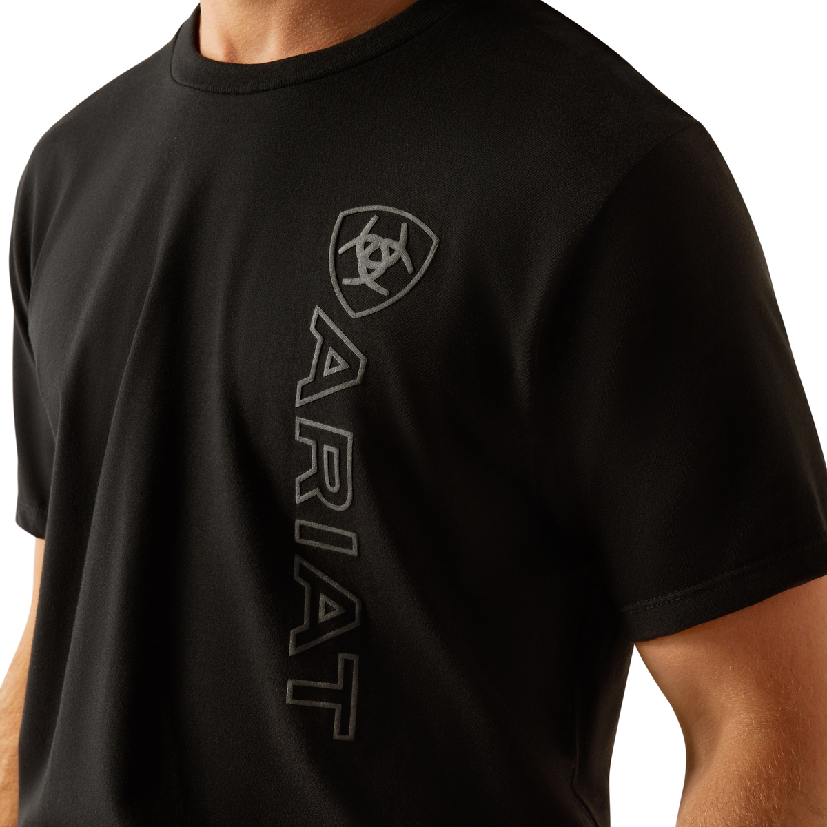 Ariat Men’s Vertical Logo T Shirt - Black/Ebony Black