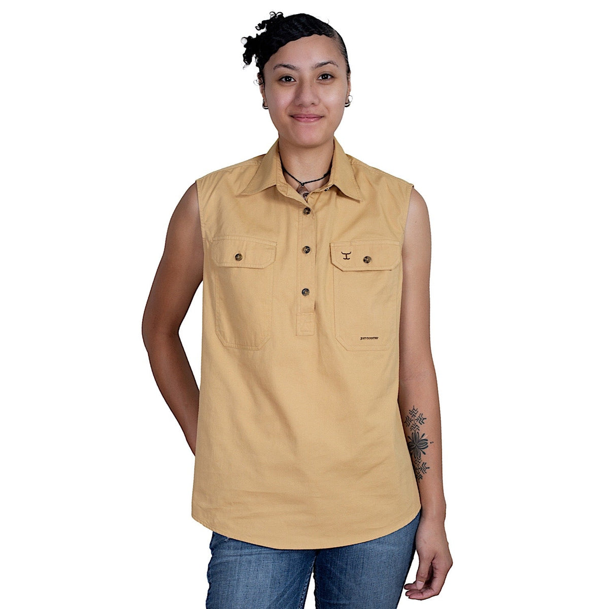 Just Country Women’s Kerry Sleeveless Half Button Work Shirt - Sand