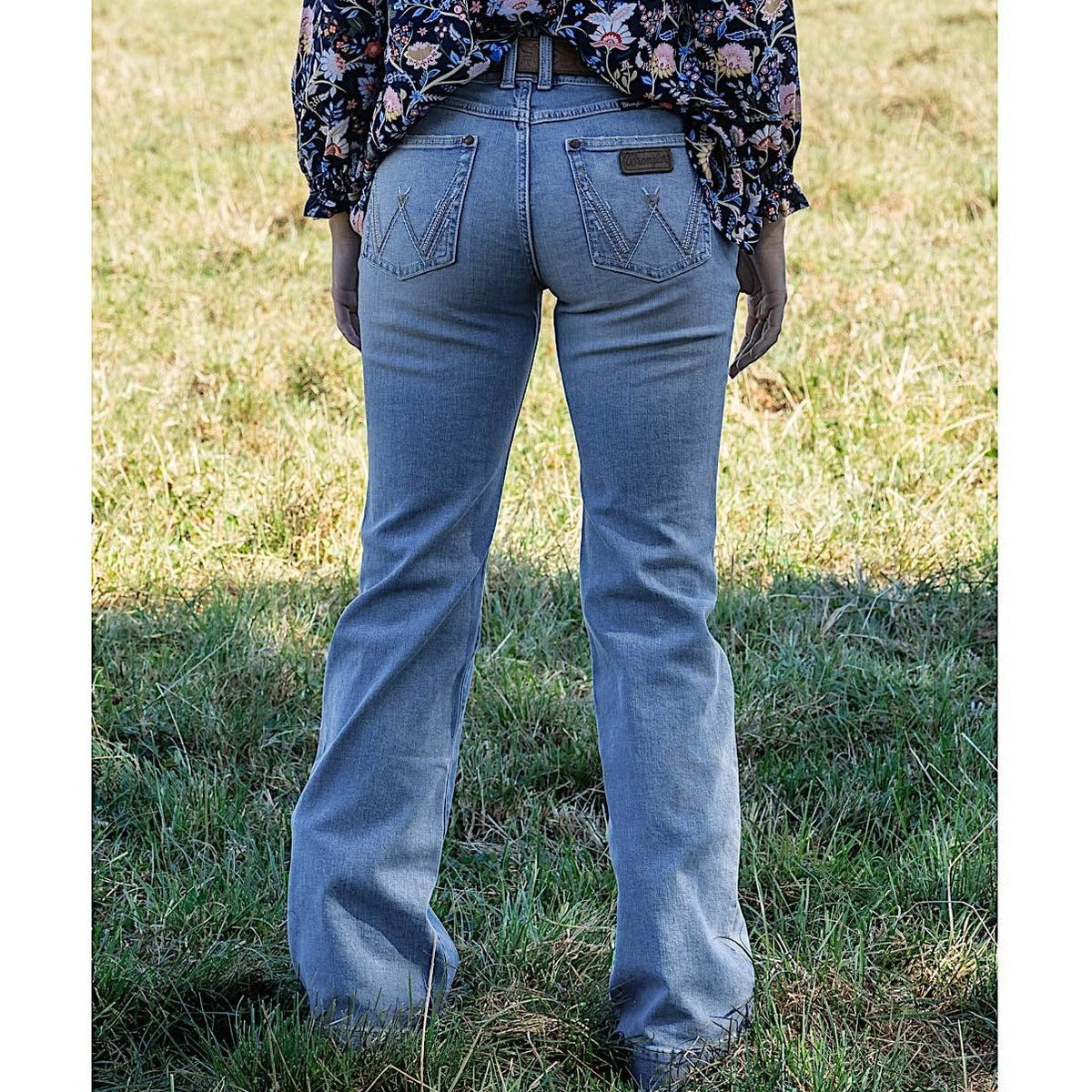 Wrangler Women’s Hallie Jean - Mae 34L Sky