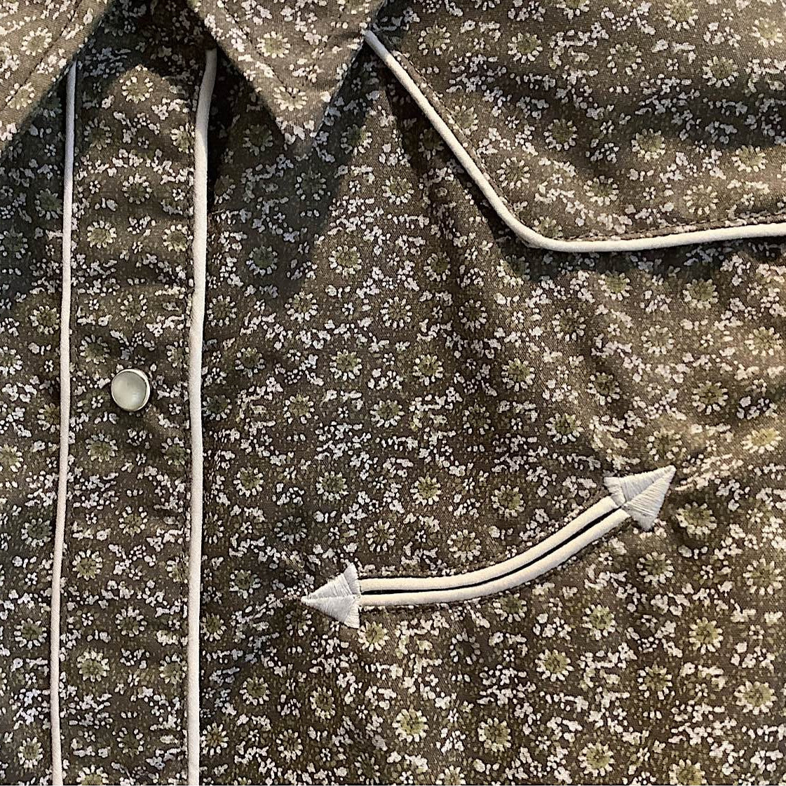 Roper Men's Karman Special Collection Shirt - Grey Floral Print Black