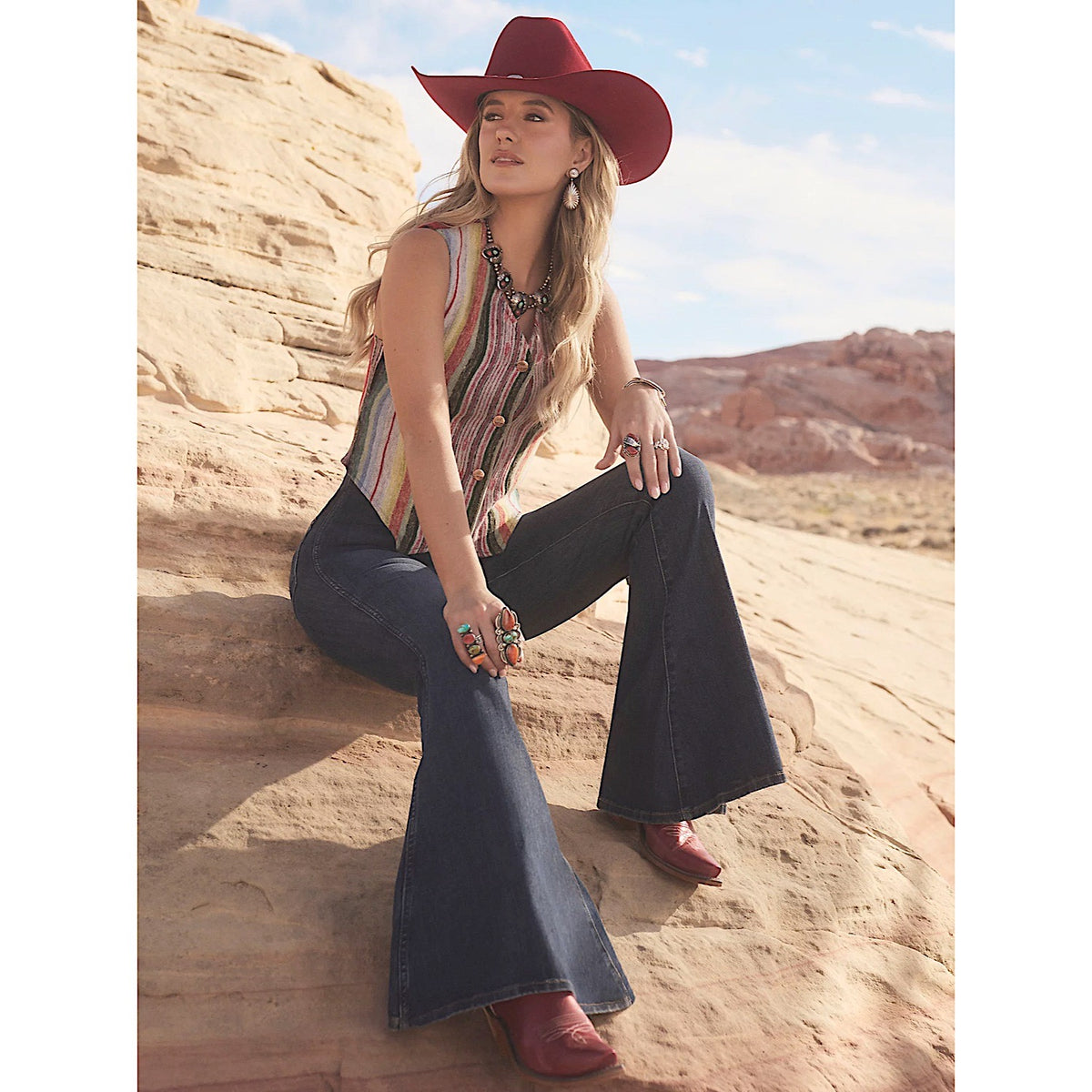 Wrangler X Lainey Wilson Women's Pull On Bell Bottom Jean - Dark Denim Wash