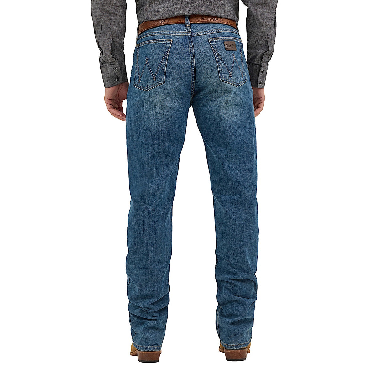 Wrangler Men's Cody 01 Relaxed Fit Jean - Bluestone