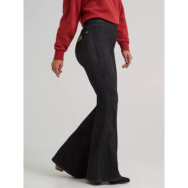 Wrangler X Lainey Wilson Women’s Pull On Bell Bottom Jean - Black Wash