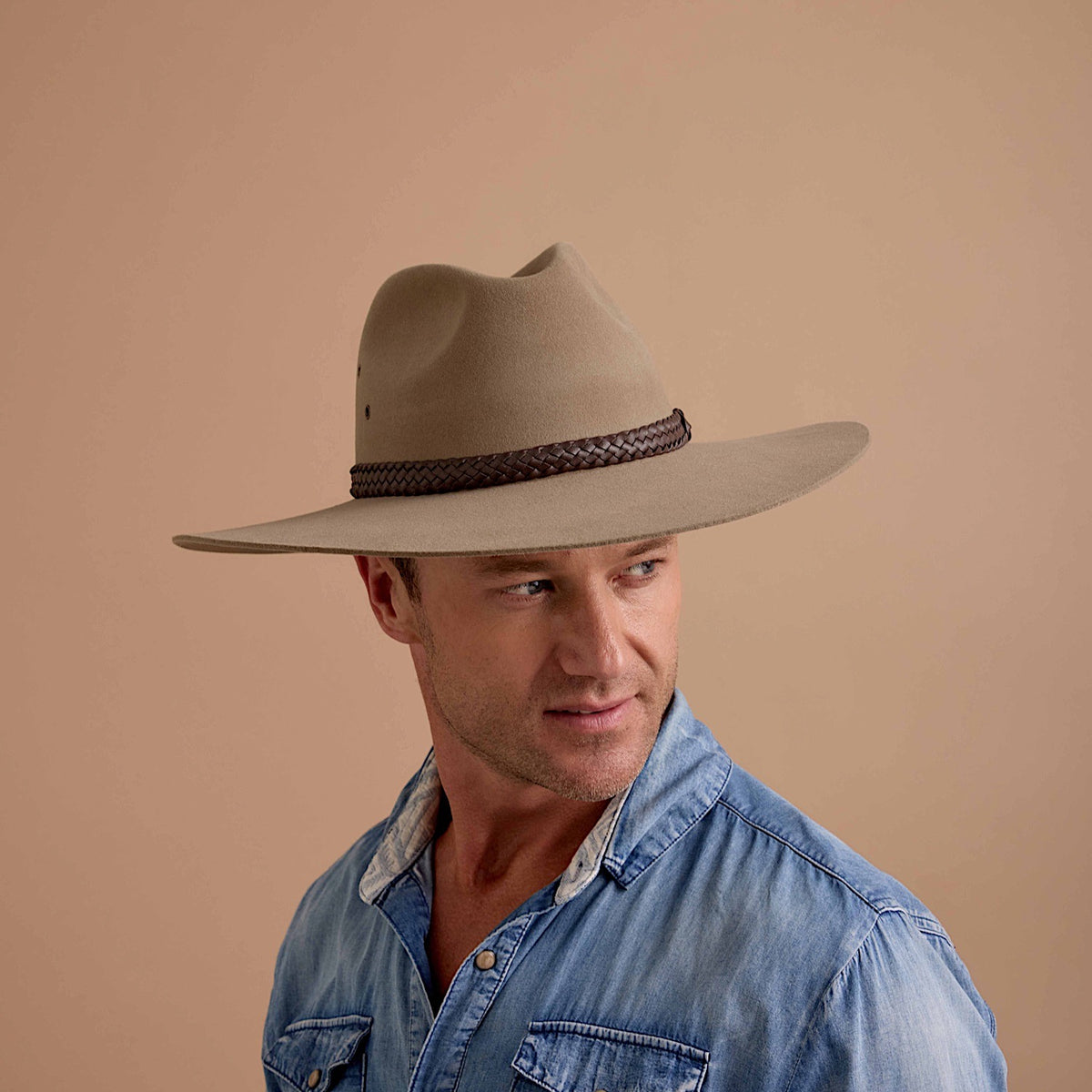 Avenel The Overflow Fur Felt Hat - Donkey