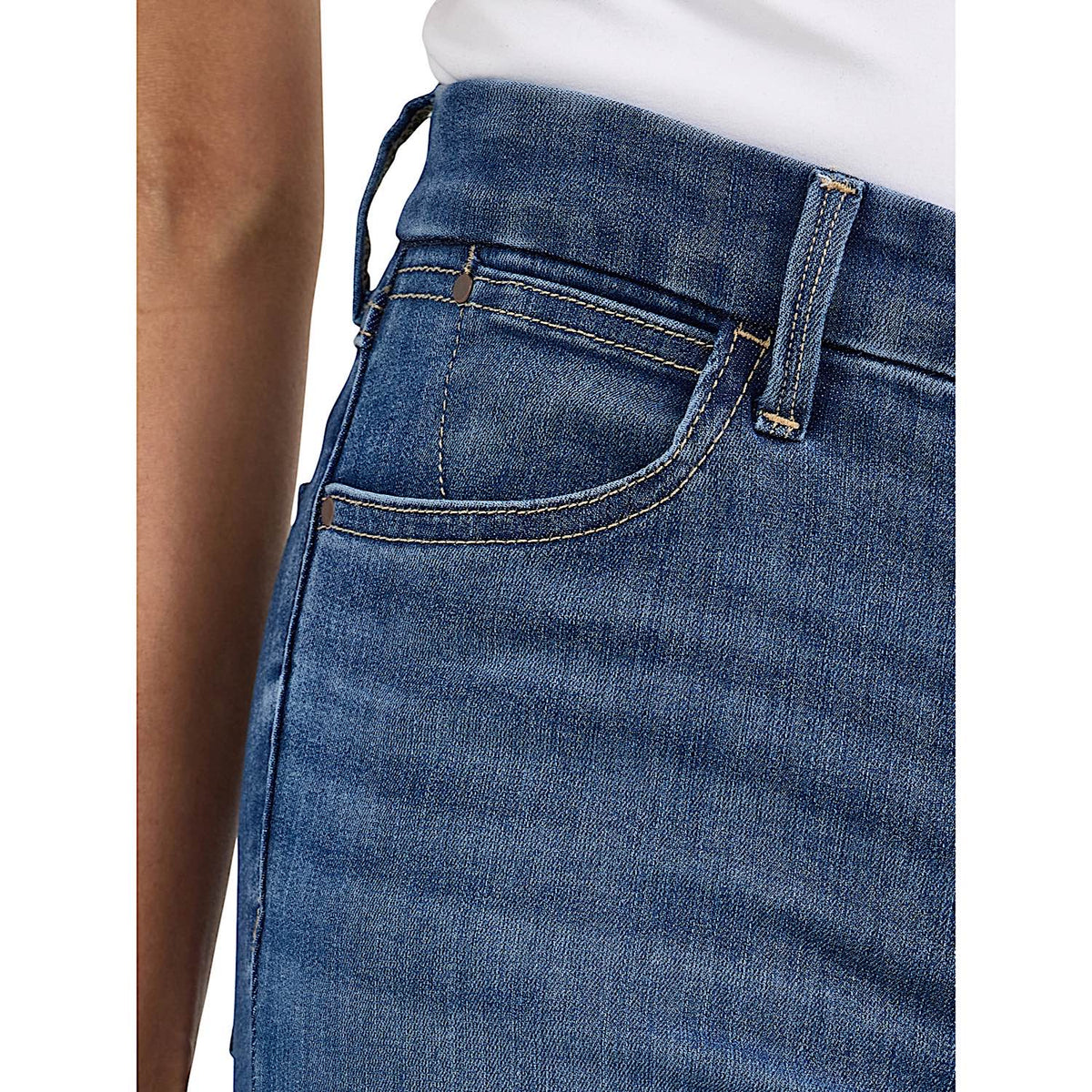 Wrangler Women’s High Rise Bespoke Flair Jean - Elsie