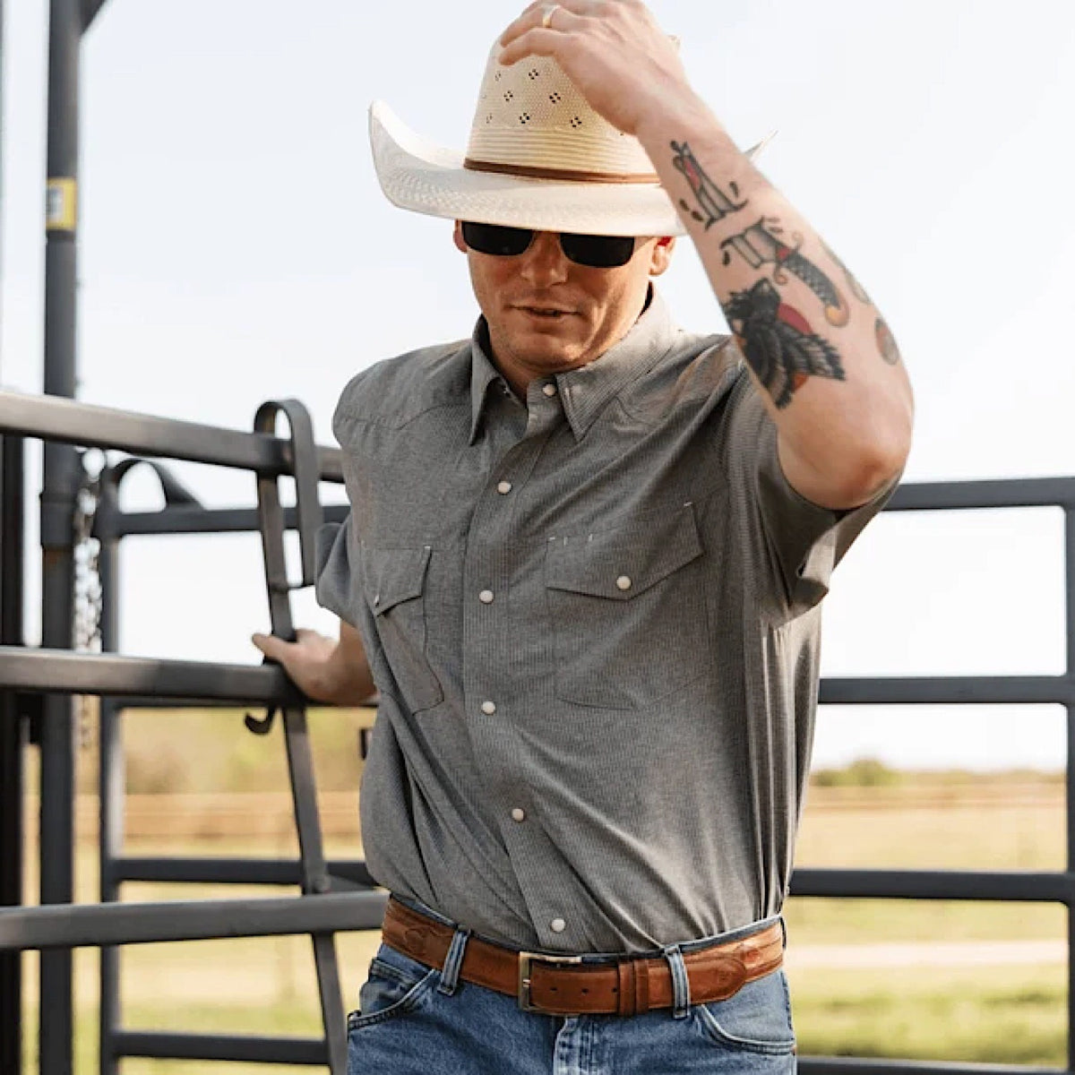 GameGuard Men's Drover Short Sleeve Shirt - Skillet