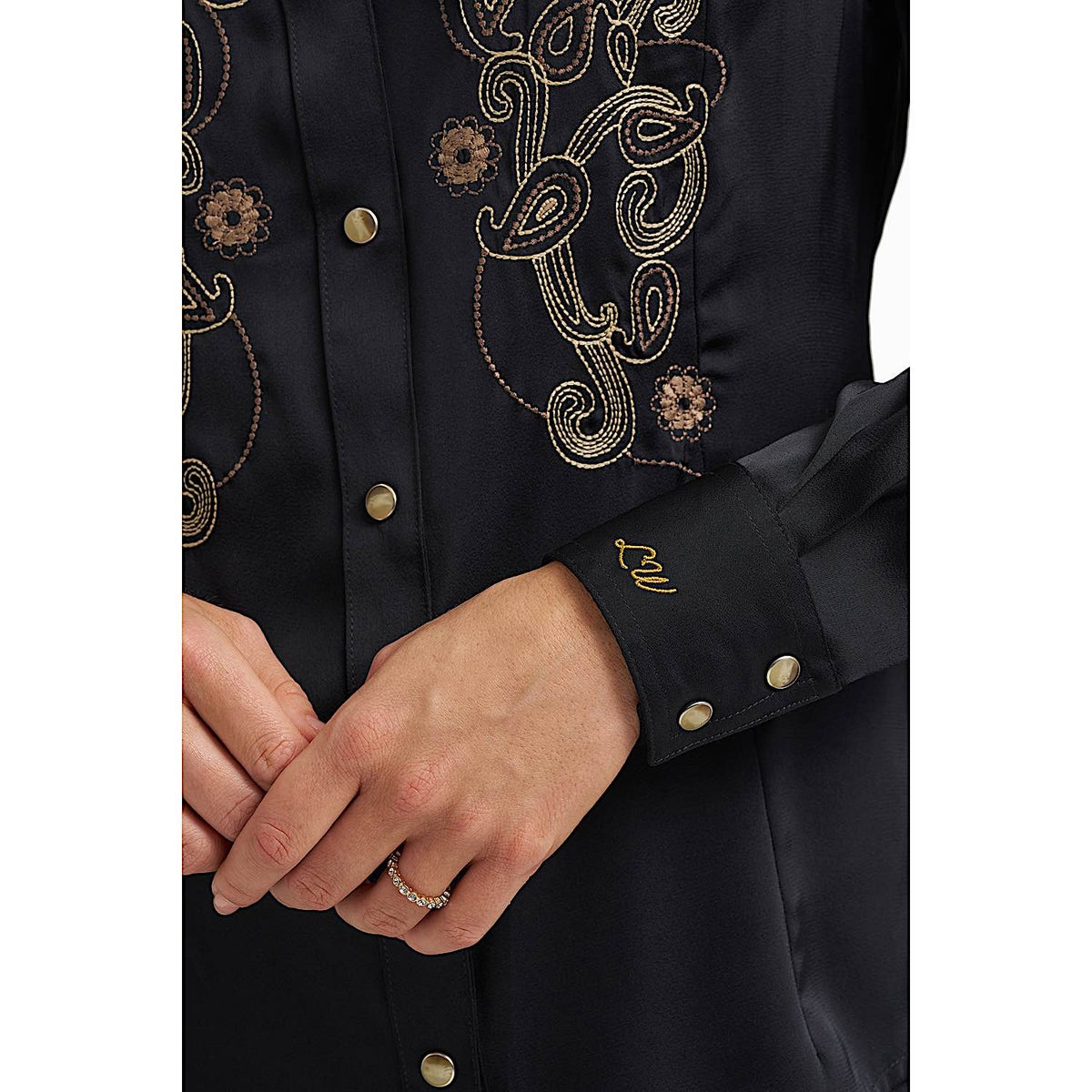 Wrangler X Lainey Wilson Womens Satin Embroidered Western Snap Shirt - Black