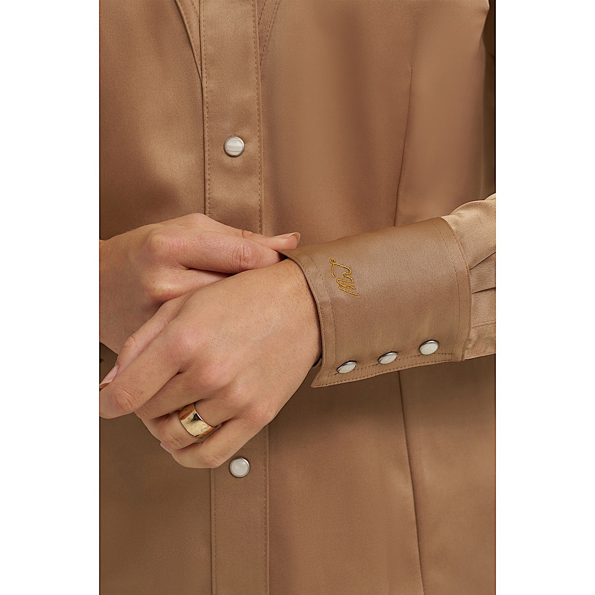 Wrangler X Lainey Wilson Womens Glam Satin Western Snap Shirt - Gold