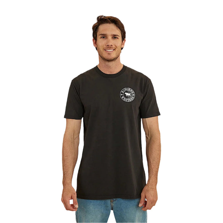 Ringers Western Signature Bull Flag Men's Stock Fit T-Shirt - Black