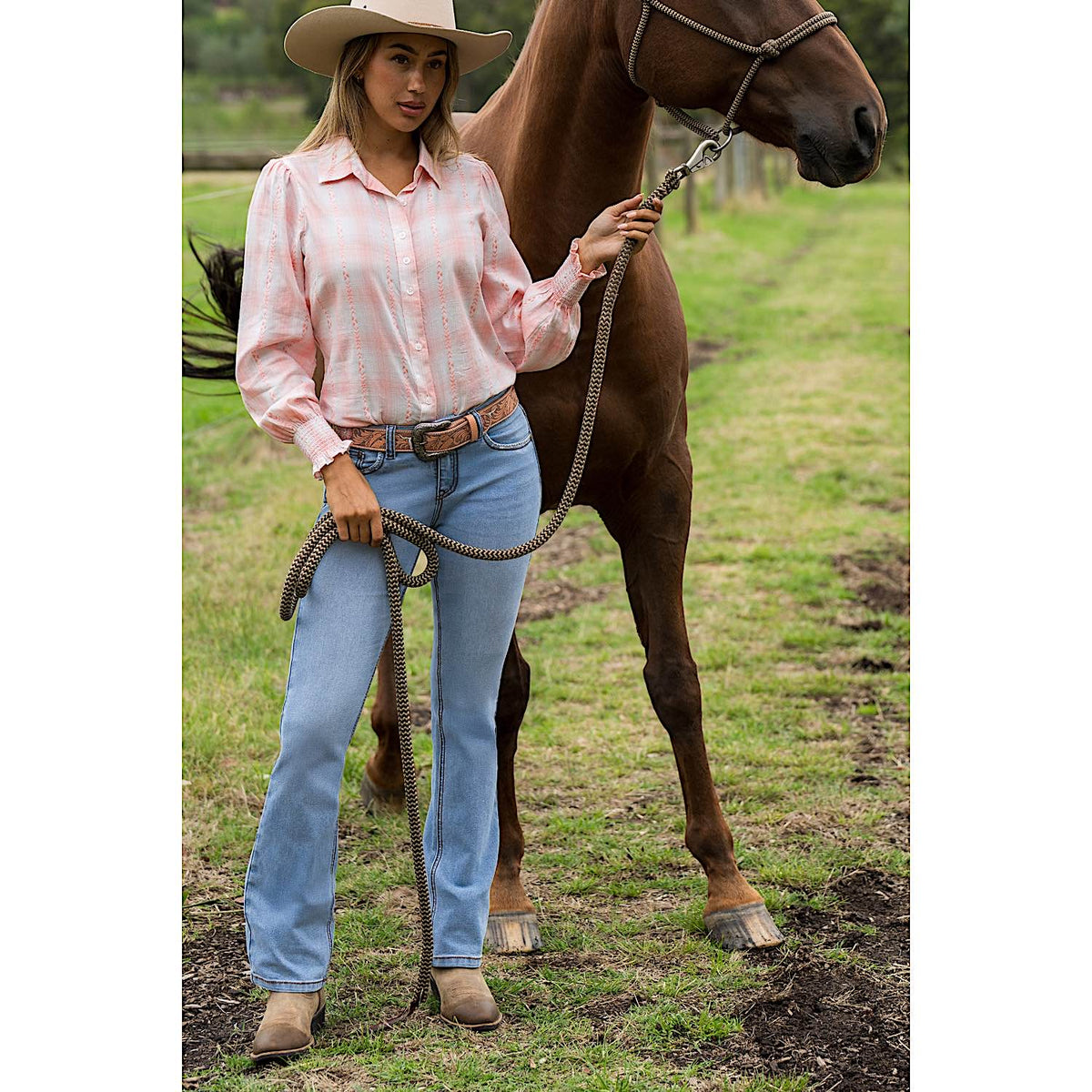 Pure Western Women's Juniper Boot Cut Jean - Light Sky
