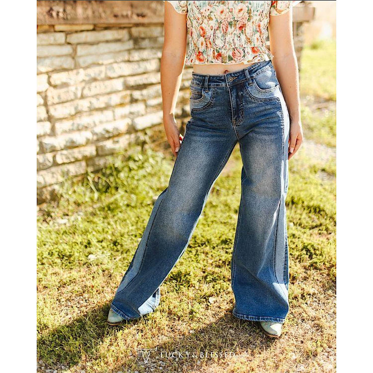 Lucky & Blessed Women's Mid Rise Baggy Wide Leg Jeans - Mid Wash Two Tone