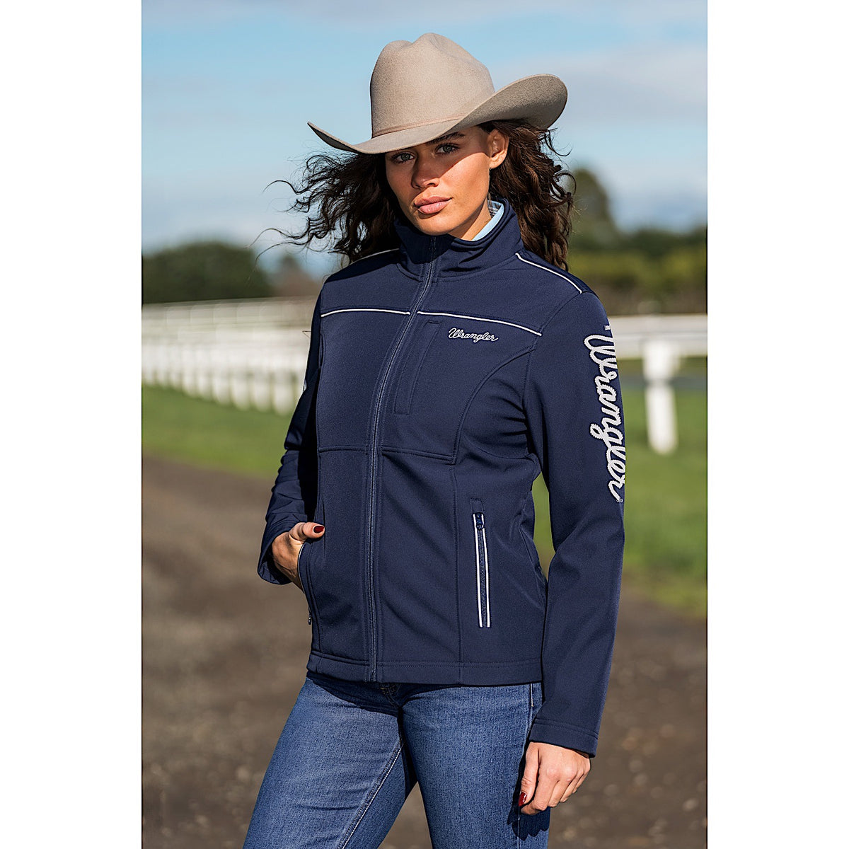 Wrangler Women's Logo Softshell Jacket - Navy