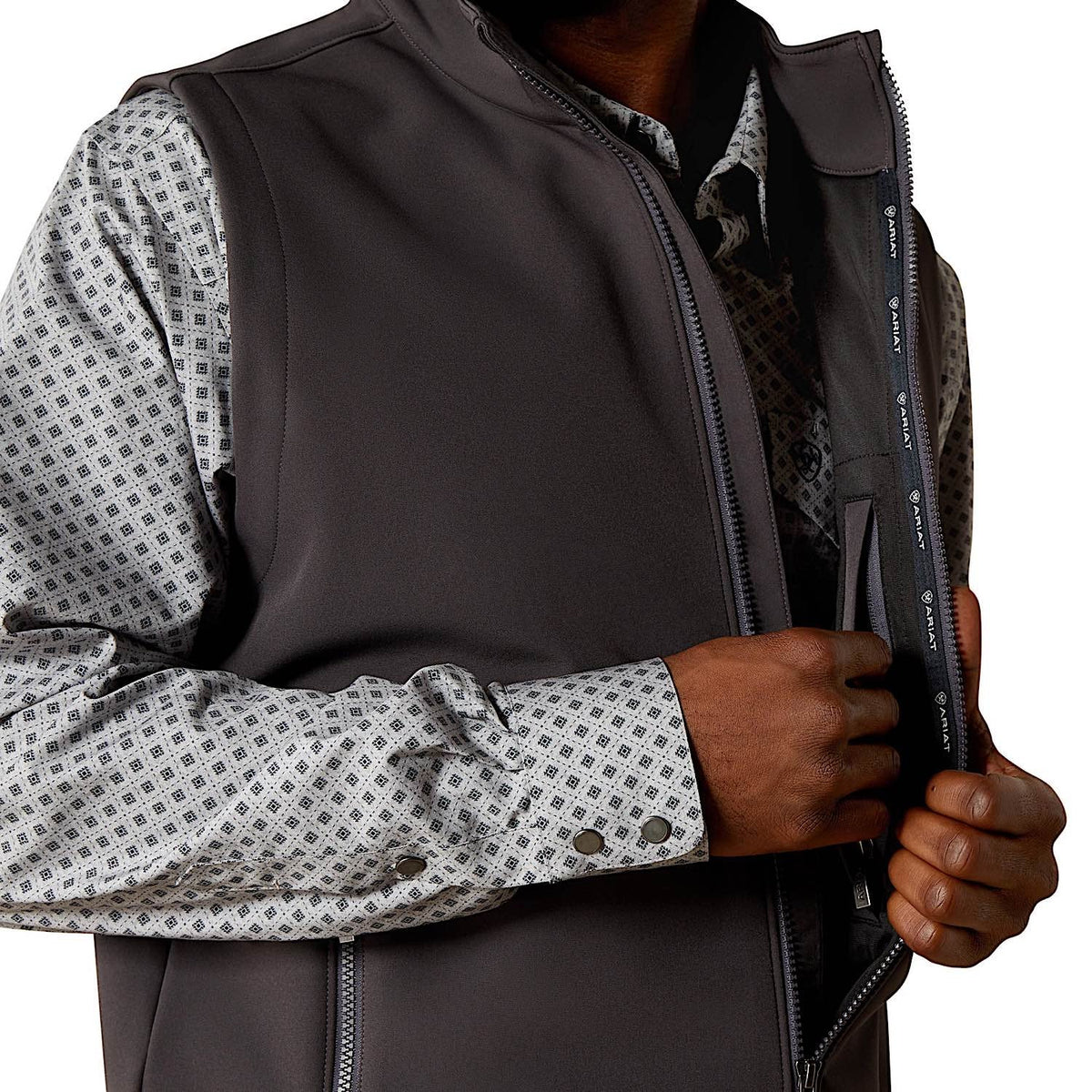 Ariat Mens Logo Softshell Vest - Phantom