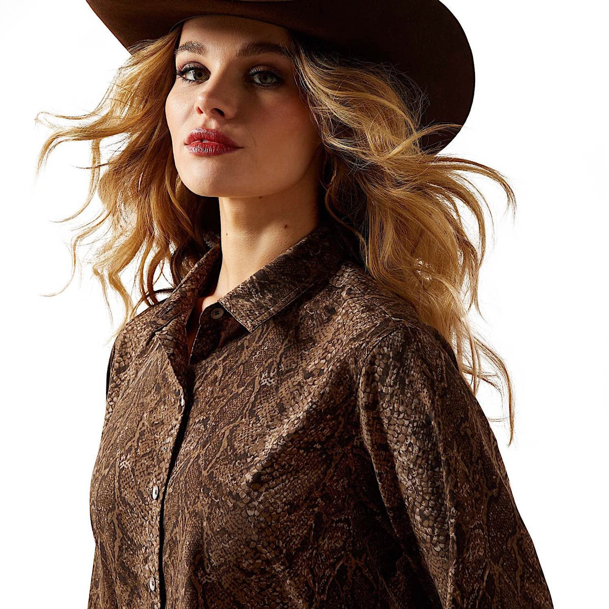 Ariat Women’s Homestyle Button Up Shirt - Desert Snake Print