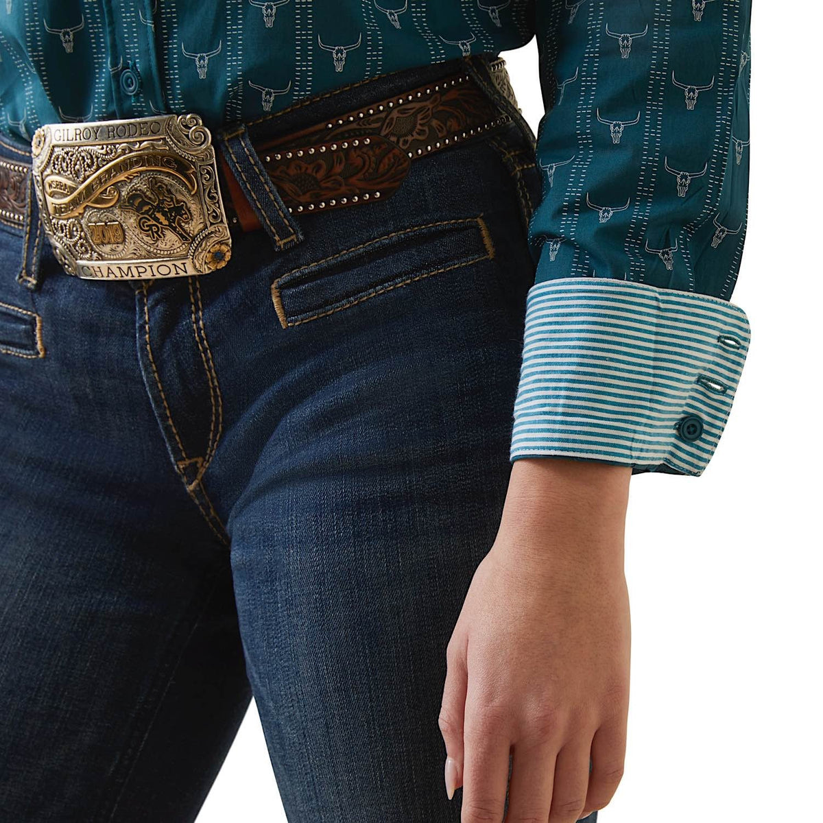 Ariat Women’s Kirby Stretch Shirt Steer Head Print