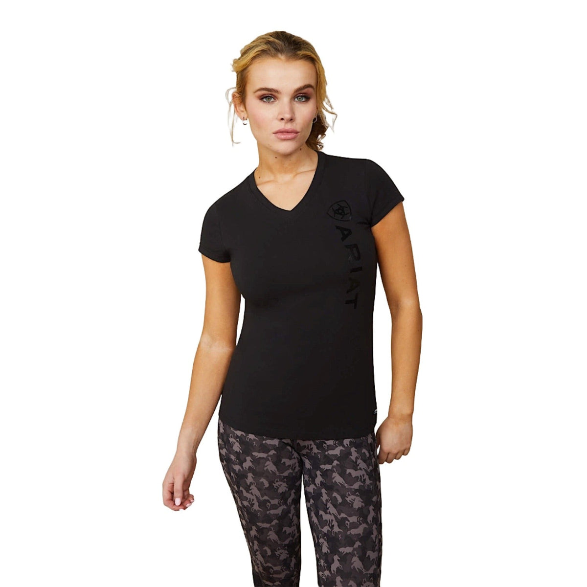 Ariat Womens Vertical Logo SS T-Shirt Black - XS AUS 6 - Ariat Womens Tops