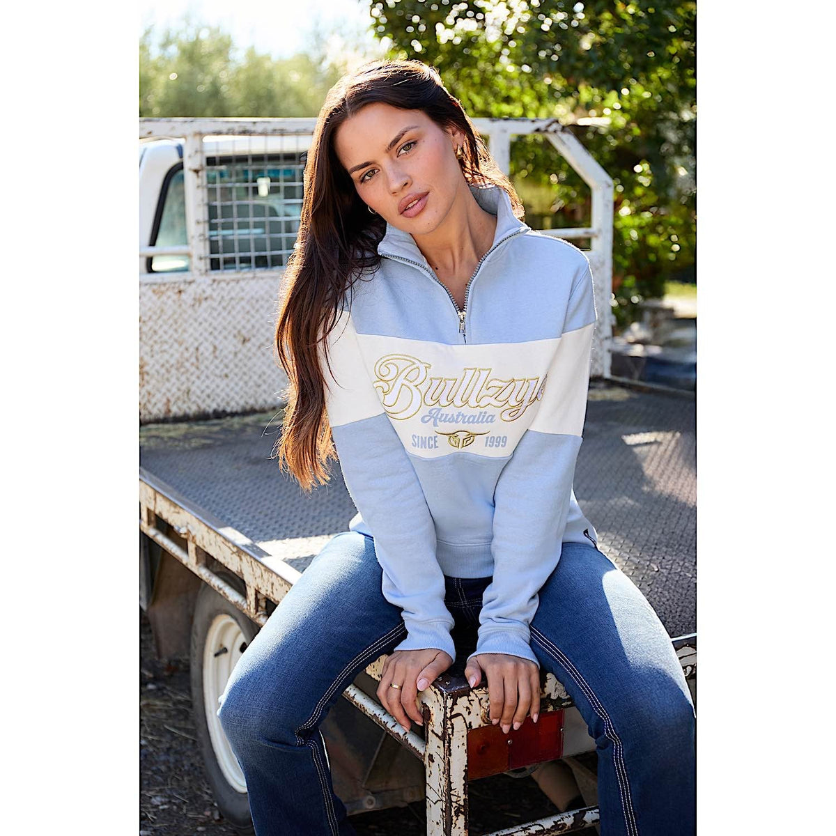 Bullzye Women’s Kai 1/4 Zip Pullover - Light Blue/Cream