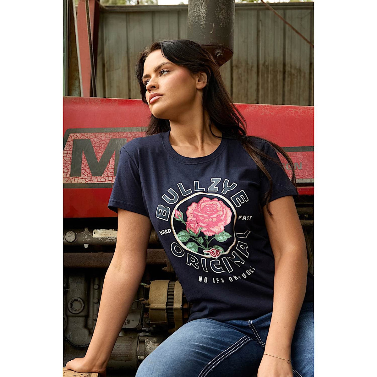 Bullzye Women’s Rose Short Sleeve Tee - Navy