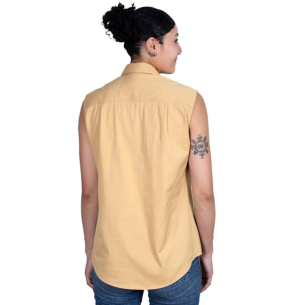 Just Country Women’s Kerry Sleeveless Half Button Work Shirt - Sand