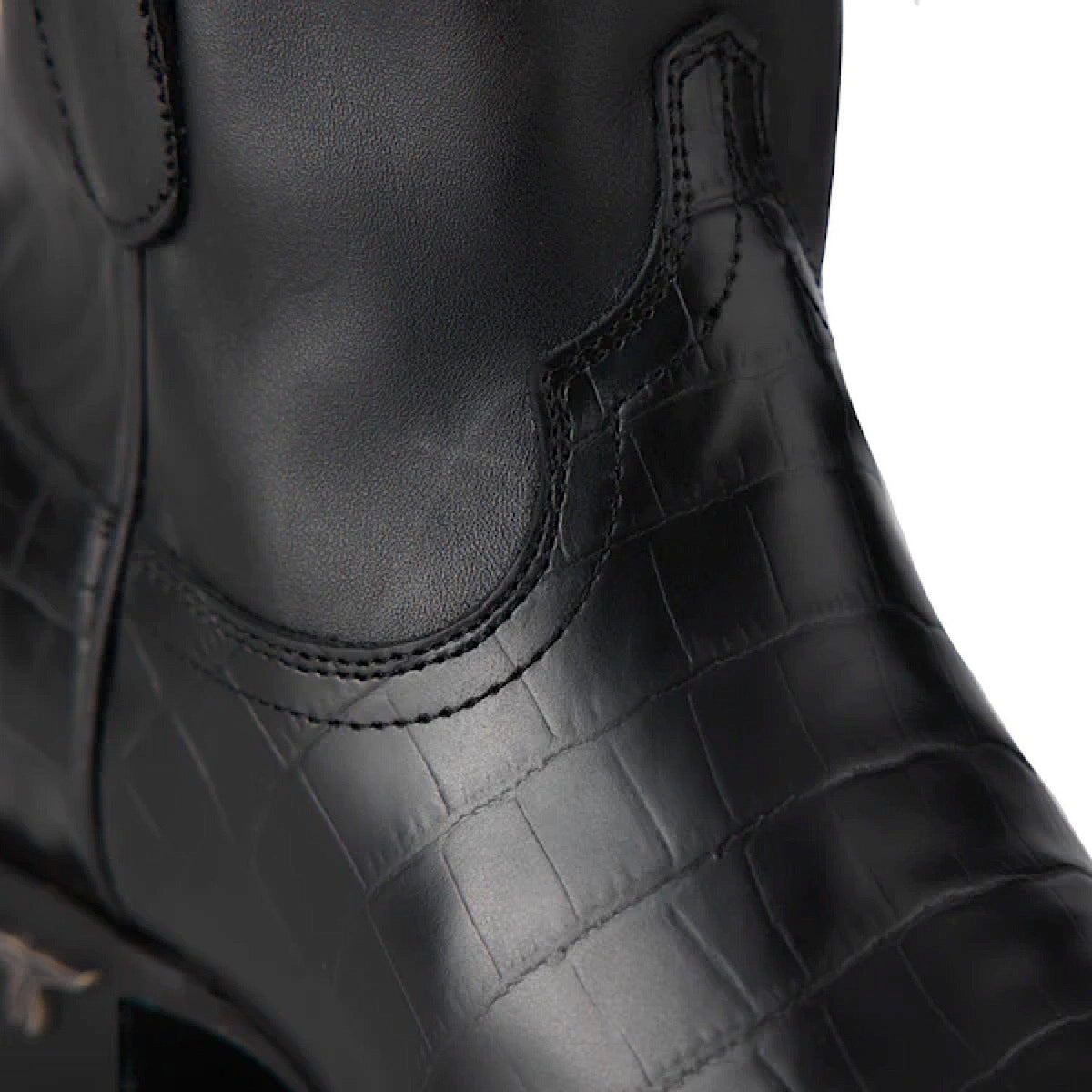 Lane Boots Emma Jane Bootie - Carbon Croc