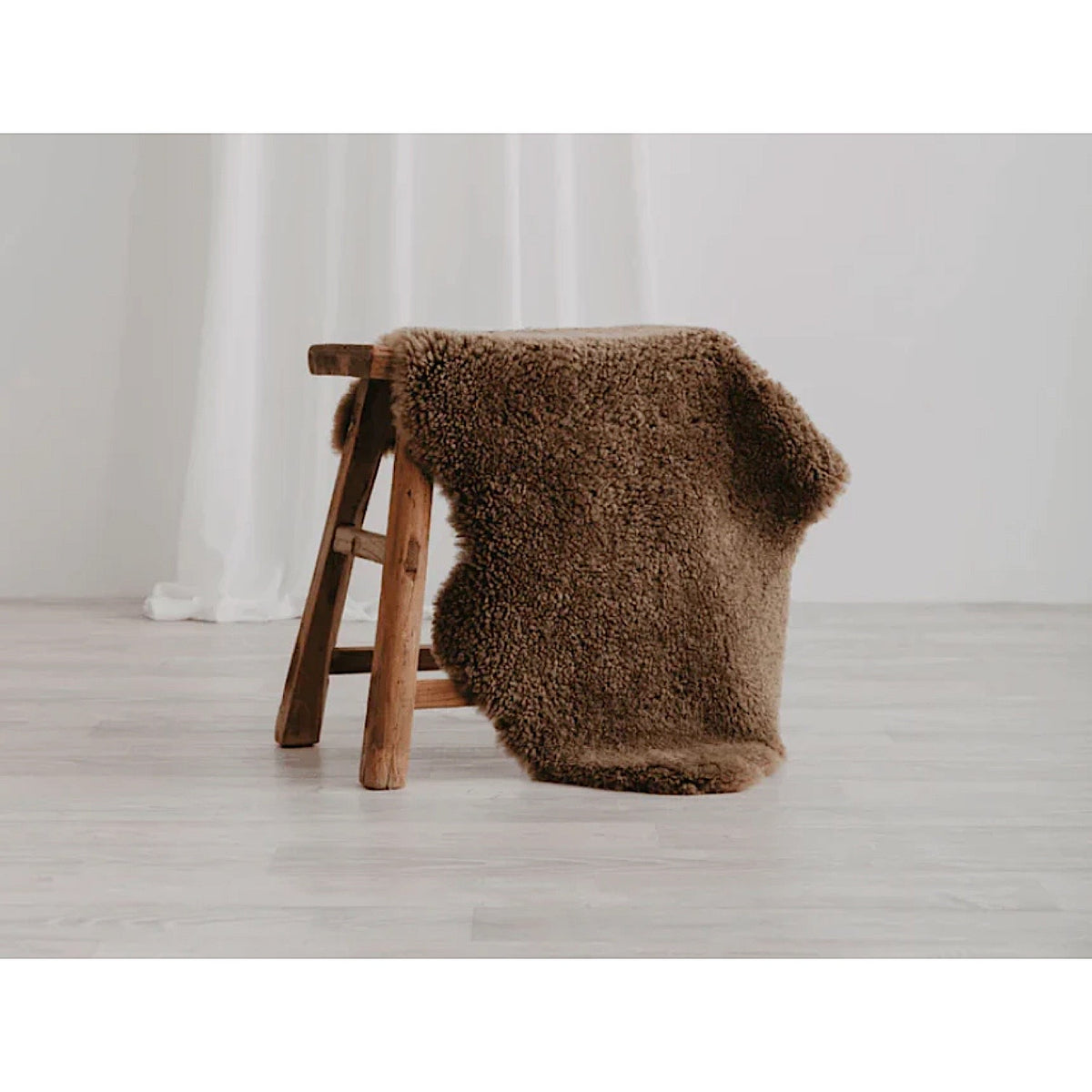 Huxford Grove Kingston Sheepskin Rug - Nomad