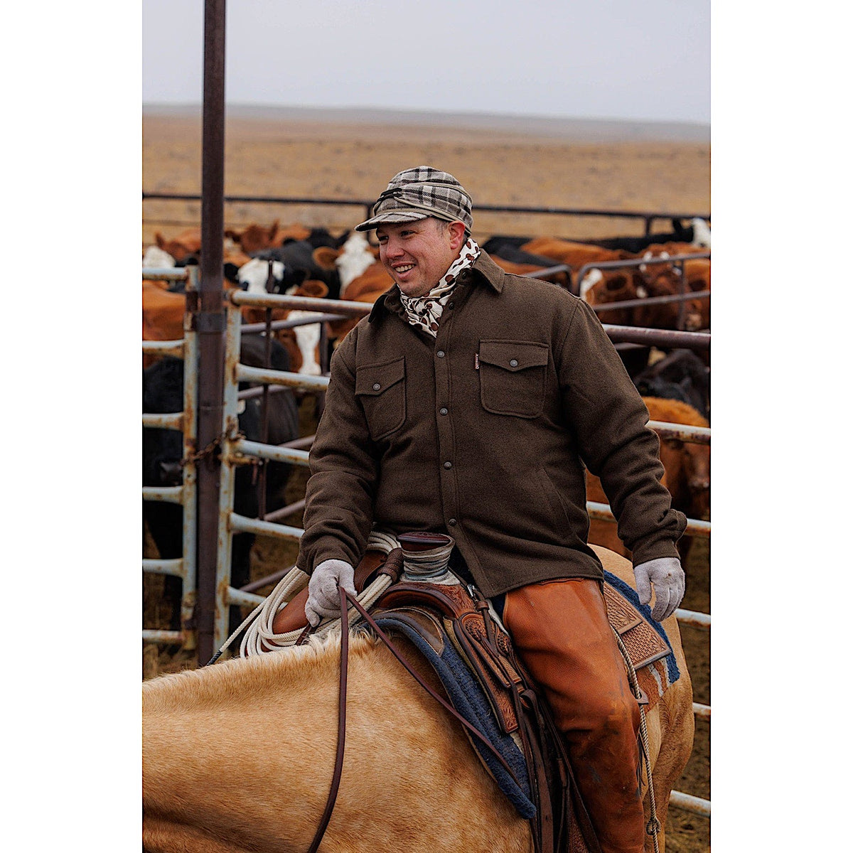 Outback Trading Men’s Phoenix Button Up Jacket - Brown