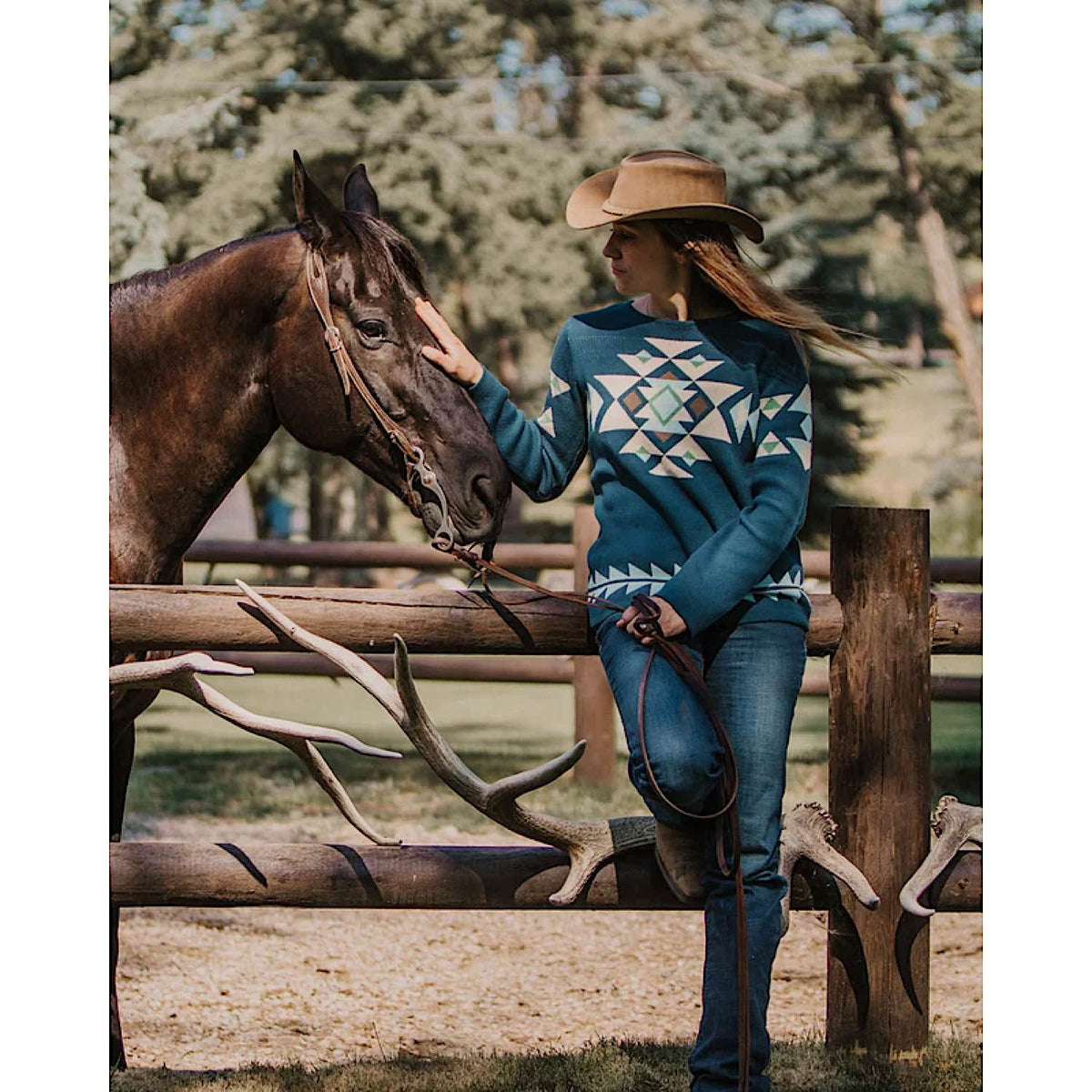 Outback Trading Womens Alma Sweater - Navy