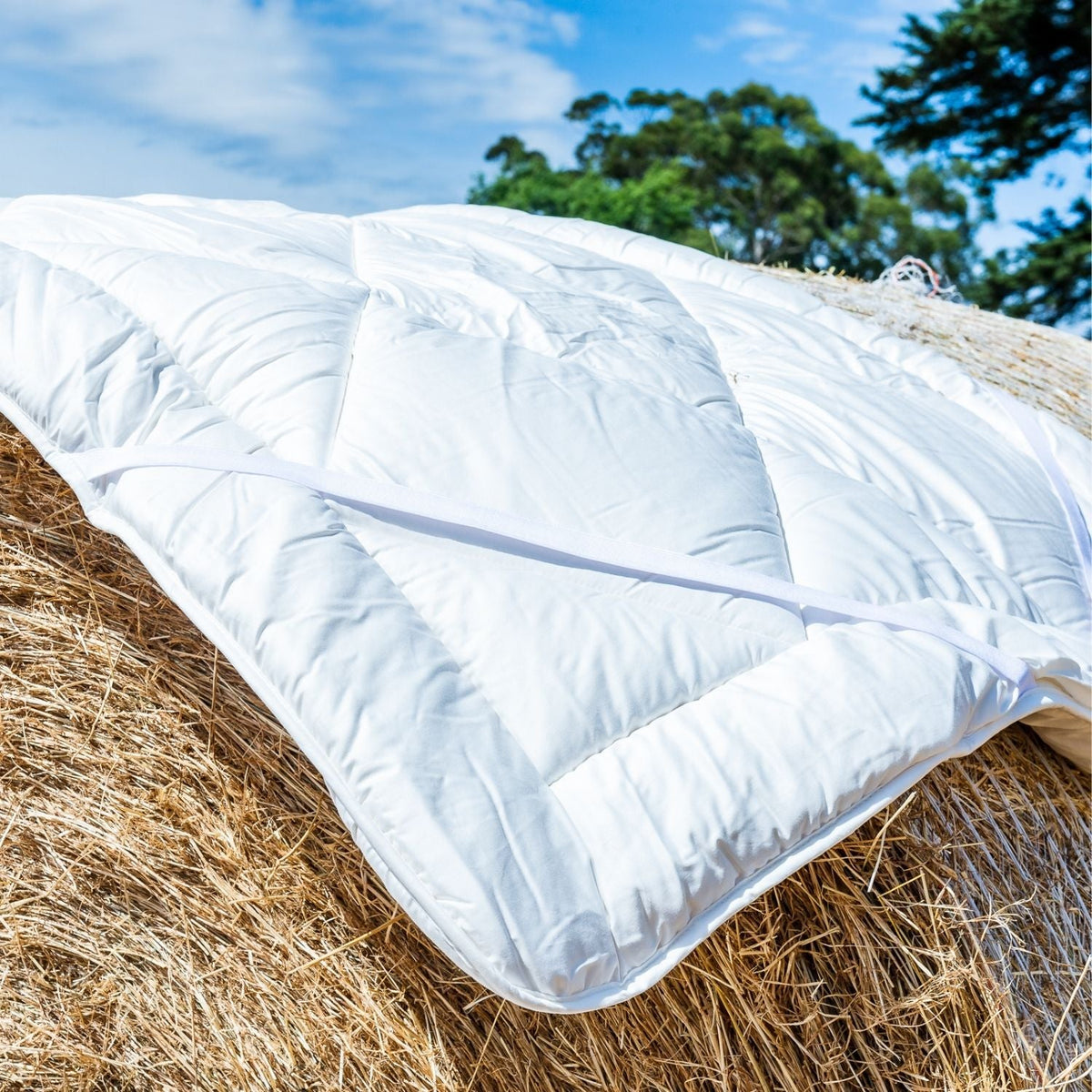 Pure Australian Wool Under Blanket / Mattress Topper