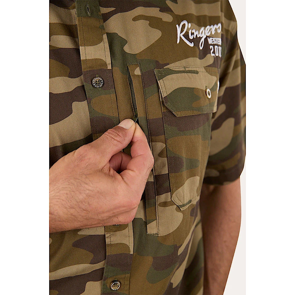 Ringers Western Men’s Bull Dodger Full Button Short Sleeve Work Shirt - Camo