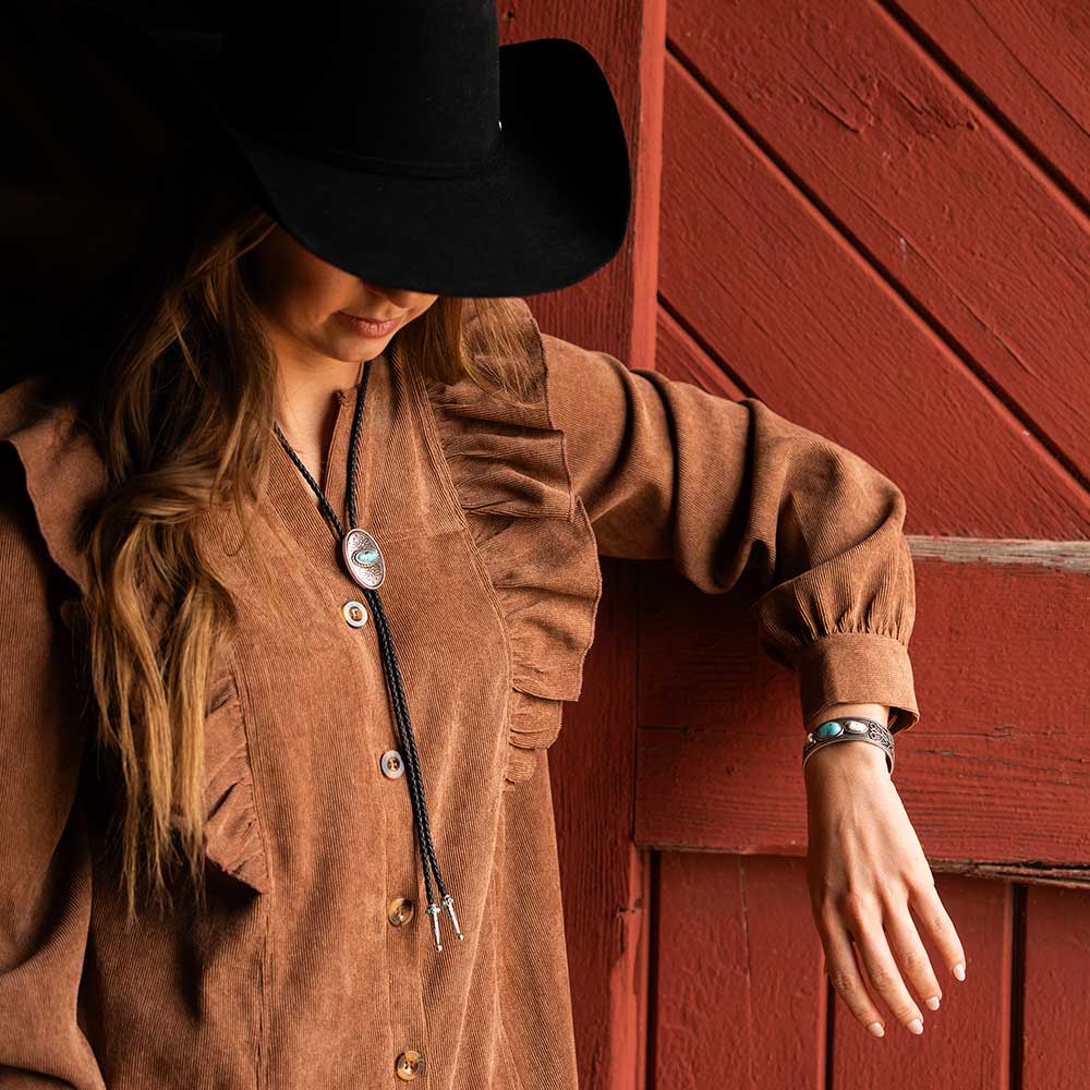 Montana Silversmiths Boot Stitch Turquoise Bolo Tie