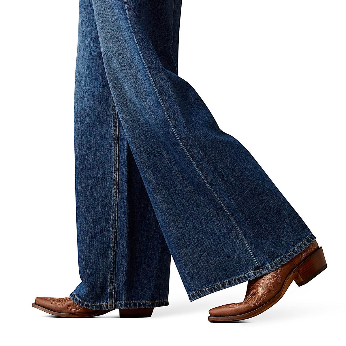 Ariat Women's Calamity Ultra High Rise Comfort Wide Leg Jeans - Tampa