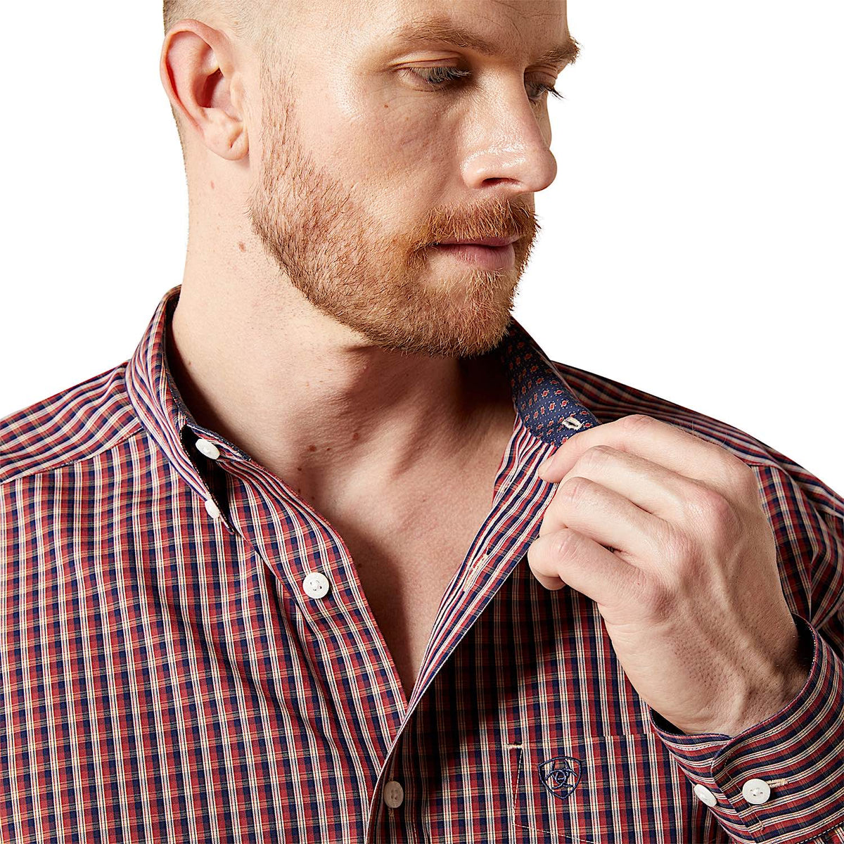 Ariat Men's Wrinkle Free Benson Classic Fit Shirt - Red