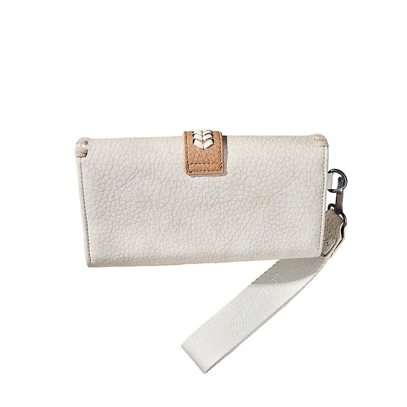 Wrangler Women’s Avery Wallet - Light Tan