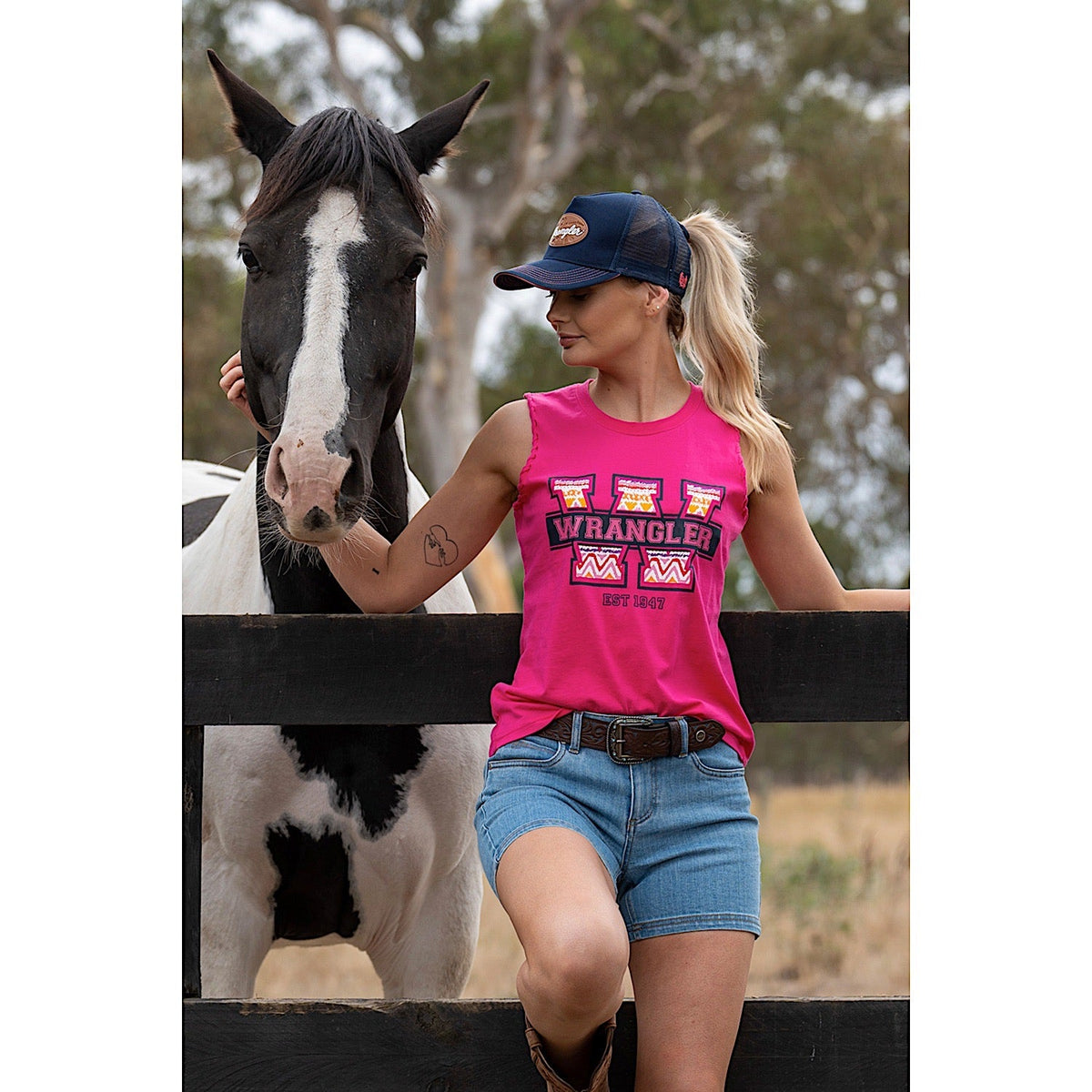 Wrangler Women’s Cecilia Tank Pink