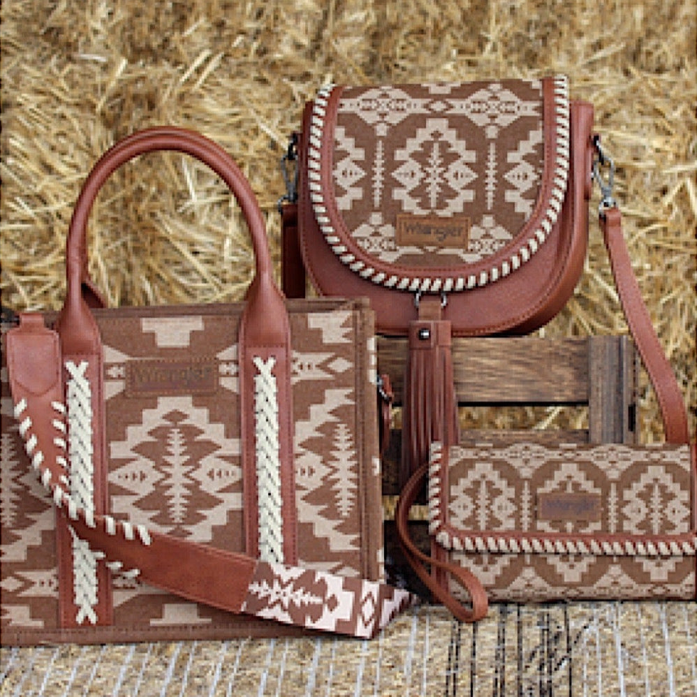 Wrangler Women’s Dakota Crossbody Bag - Tan