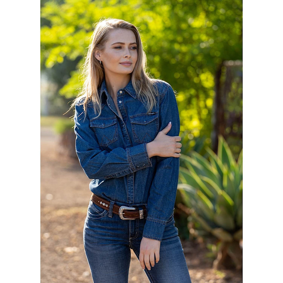 Wrangler Women’s Jay Denim Western Shirt Denim