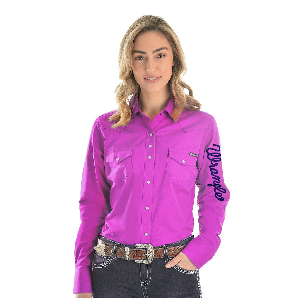 Wrangler Women’s Logo Drill Shirt Magenta