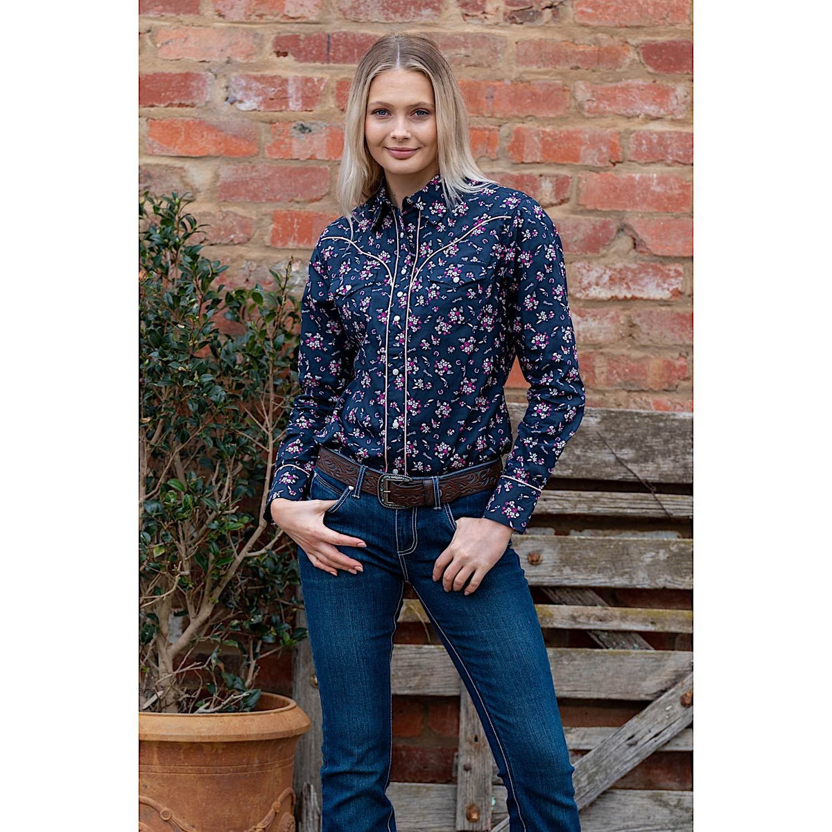 Wrangler Women’s Norah Shirt Navy/Pink