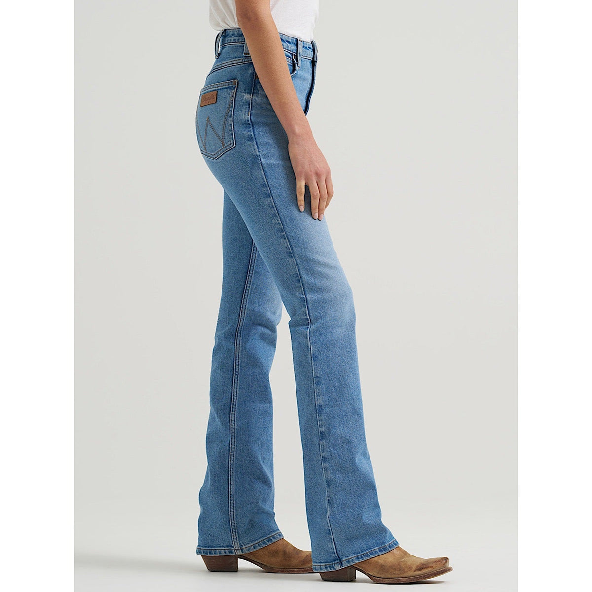 Wrangler Women’s Rodeo High Rise Bootcut 34’’ Leg Jeans - Camila