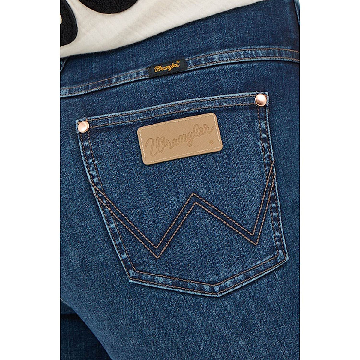 Wrangler X Lainey Wilson Women’s Pull On Bell Bottom Jean - Blue