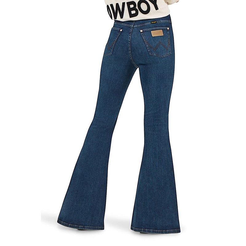 Wrangler X Lainey Wilson Women’s Pull On Bell Bottom Jean - Blue