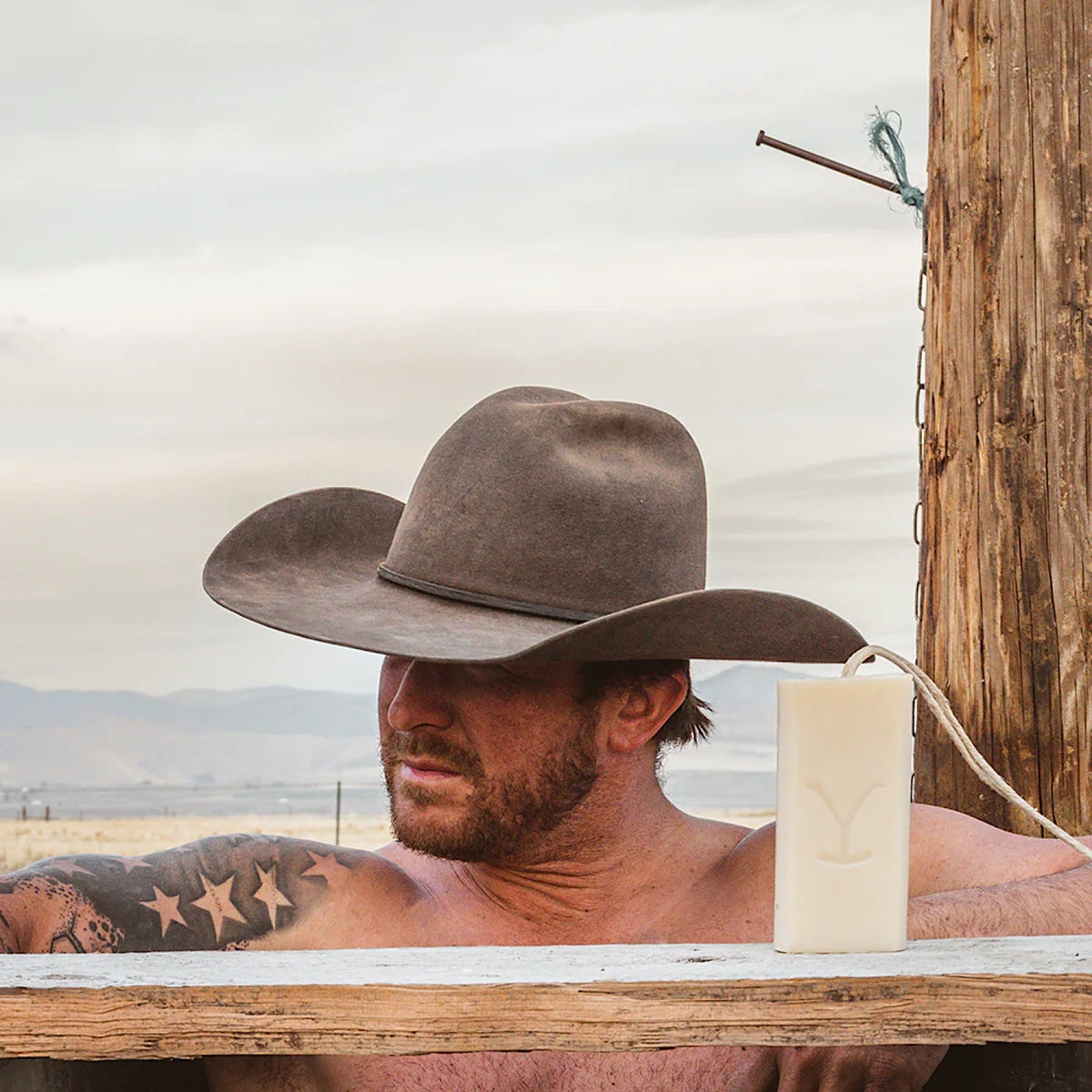 Tru Western Men's Yellowstone Bunkhouse Soap on a Rope